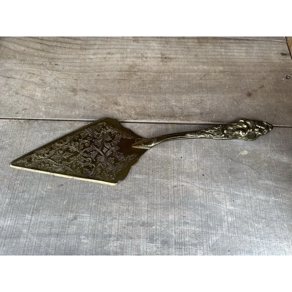 Vintage Treasure Masters‎ Silverplate Serving Cake/Pie Server Made in Italy